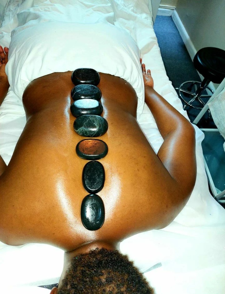 Hot stone massage at Sasyl
